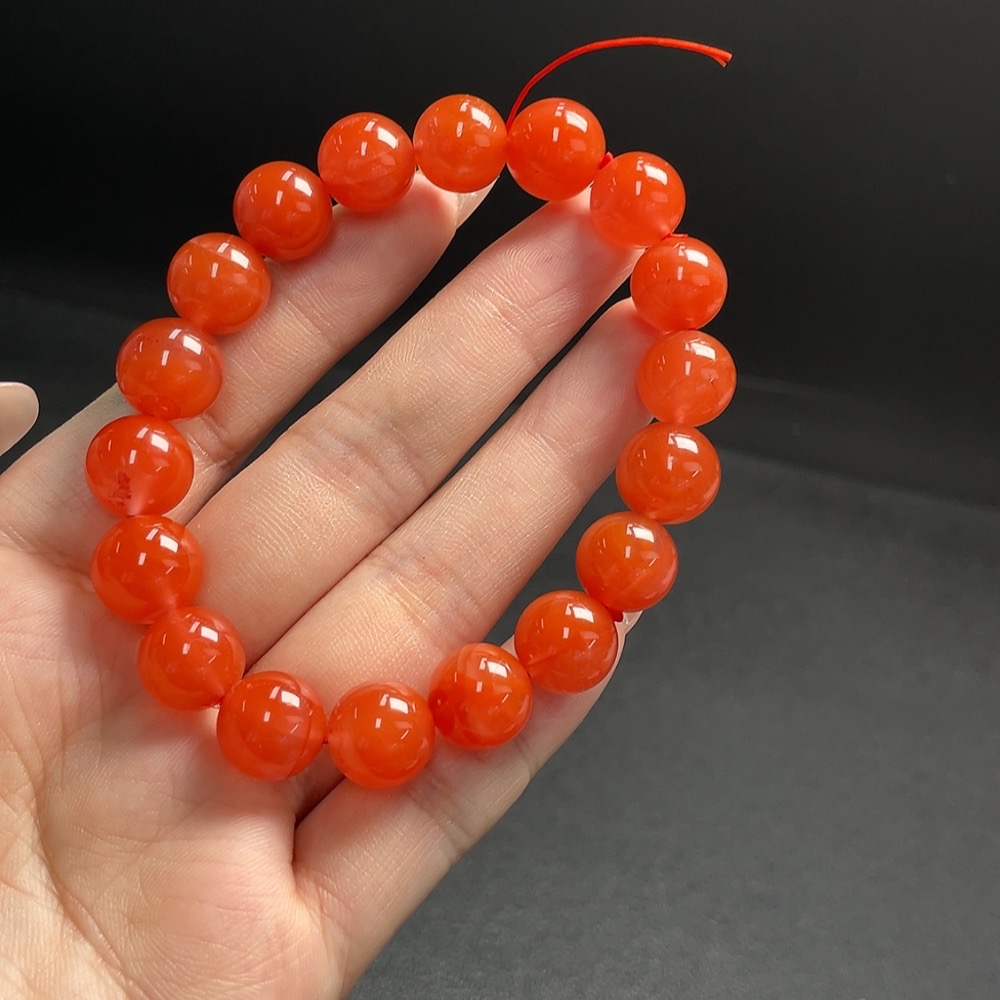 C26032846 South Red Agate Bracelet, Approx. 11.6mm, Total Weight Approx. 36.44g, Visible Organic Matter
