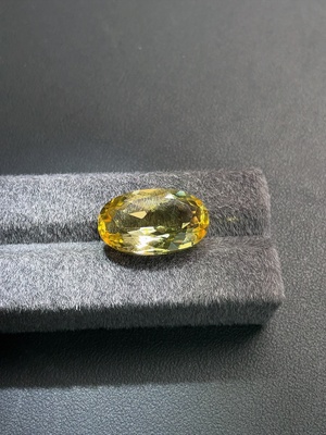C22535912 Crystal Rough Stone Total Weight Approx. 21.94 Carats
