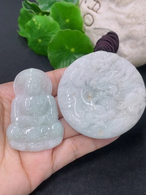 F46568698 翡翠挂件 一手走