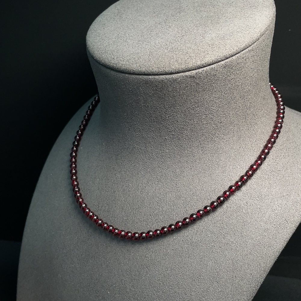 C32814441 Garnet bead necklace non-gold total weight about 15.50g approx.4mm