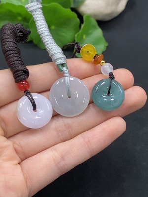 F33866399 Jadeite safety buckle pendant with non-A grade beads