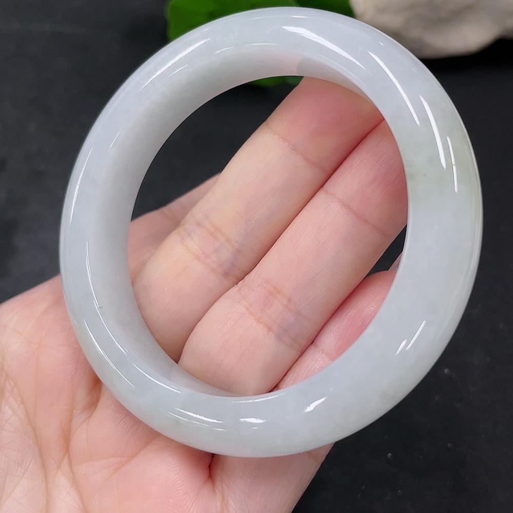 F35129130 Jadeite Round Bangle Size 53 Total Weight Approx. 58.87g