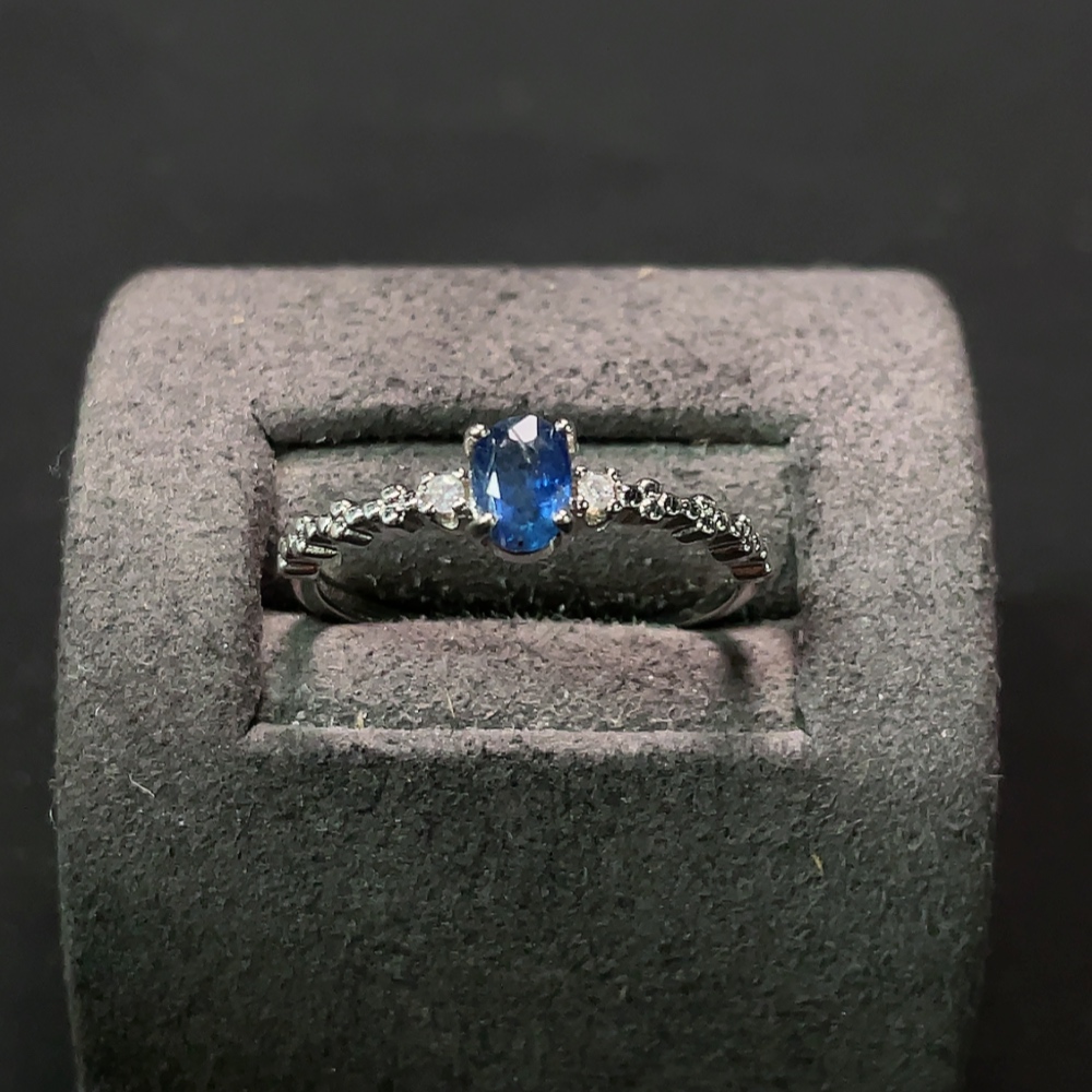 C23576255 Sapphire Ring Adjustable Non-Gold Setting Total Weight Approx. 1.23g