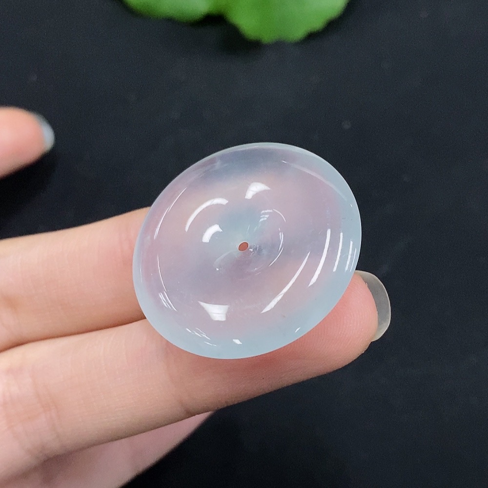 F28280351 Jadeite Peace Knot Pendant Total Weight Approx. 9.11g