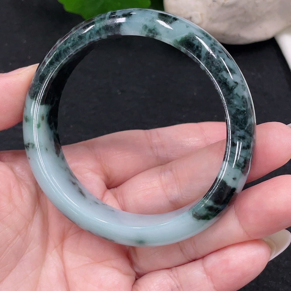 F33899740 Jadeite Round Bangle Size 55.7 Total Weight Approx. 57.3g (Including Other Mineral Components)