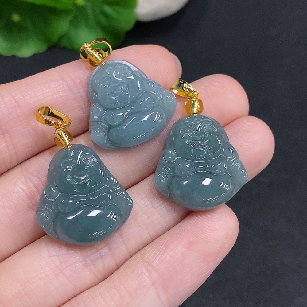 F34061693 Jadeite Buddha Pendant Sell as a Lot Non-Gold Inlaid