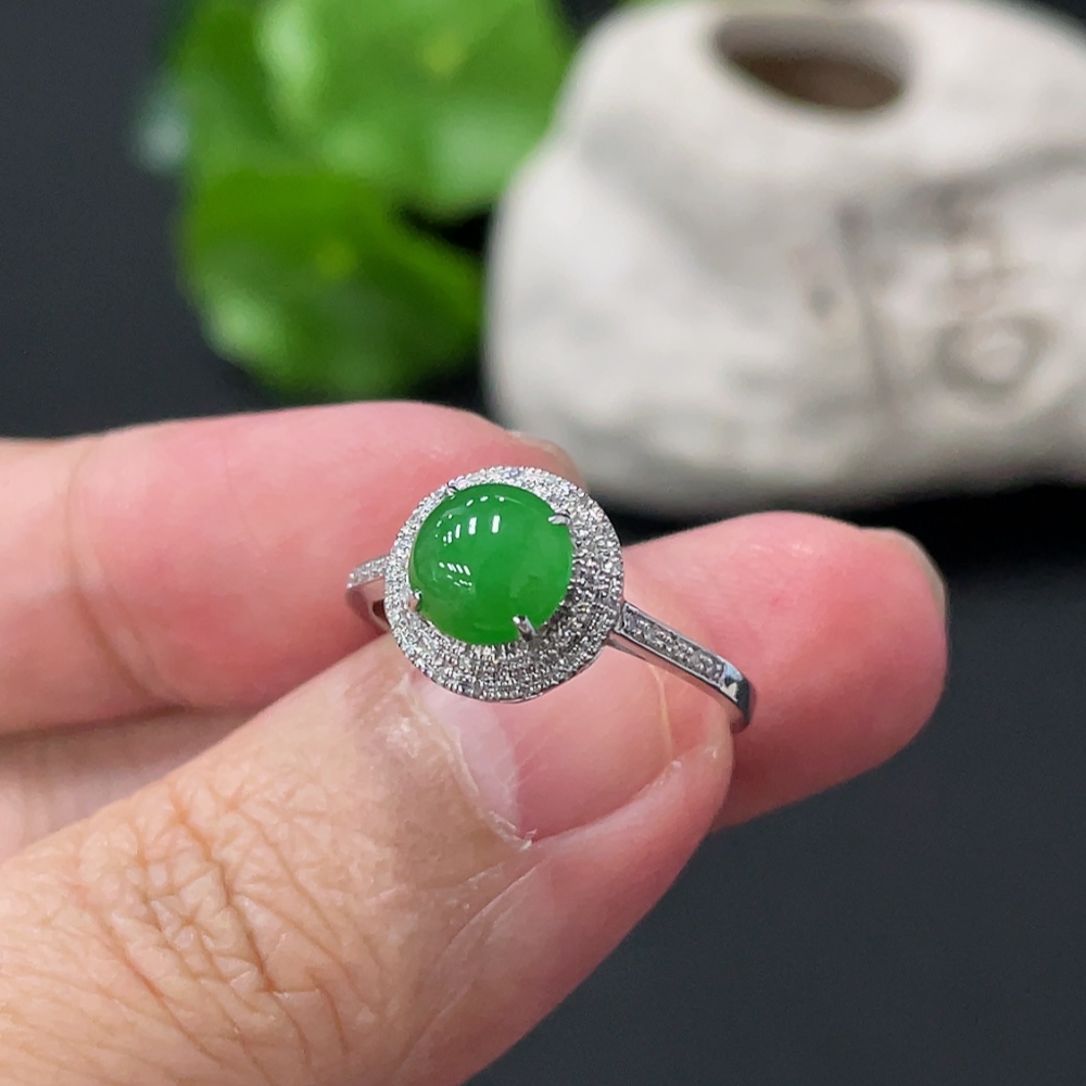 F34018362 Jadeite Cabochon Inlaid Ring 18K Gold Setting Size 14 Total Weight Approx. 1.5g