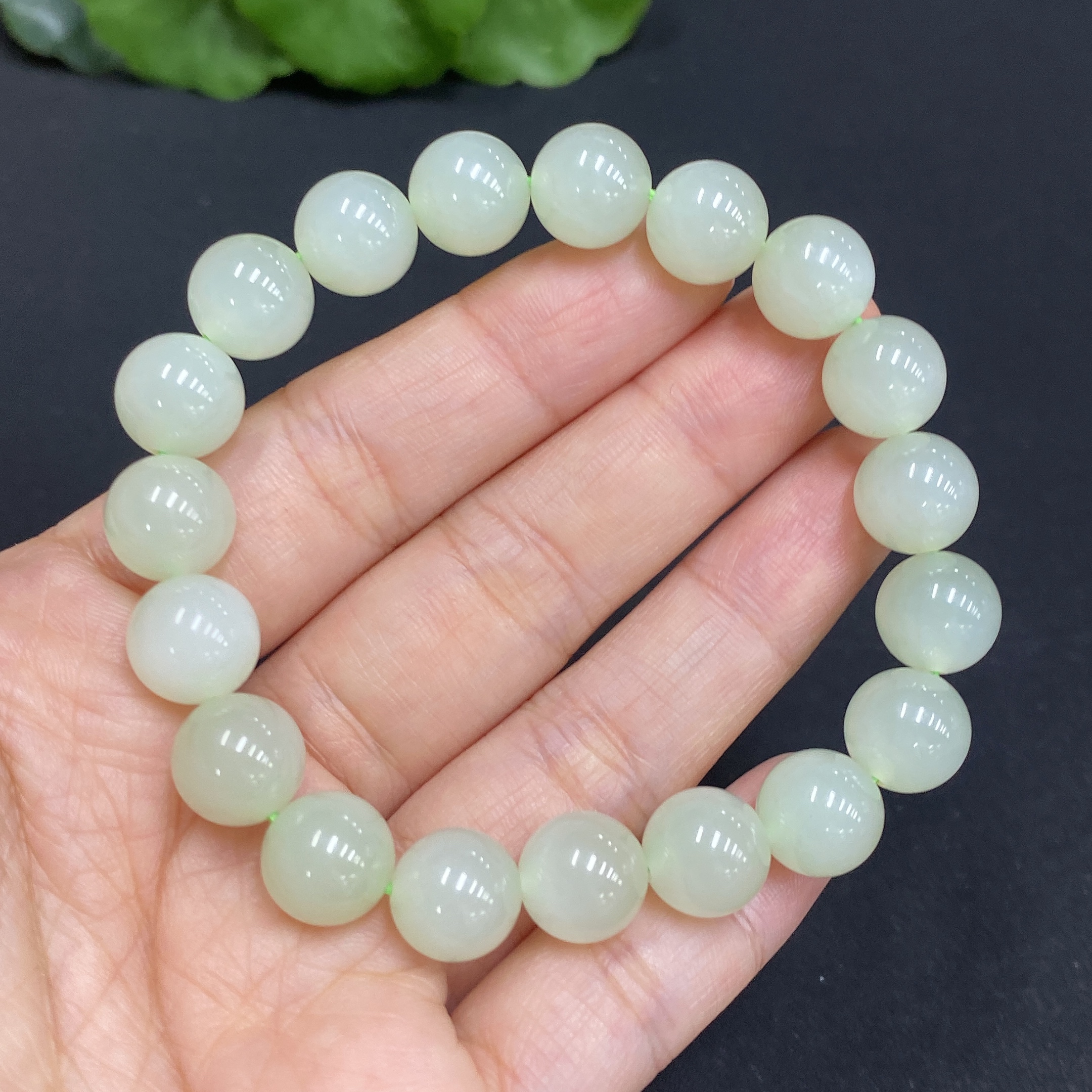 H34985559 Hetian Jade Bracelet Approx. 9.6mm Total Weight Approx. 27.3g