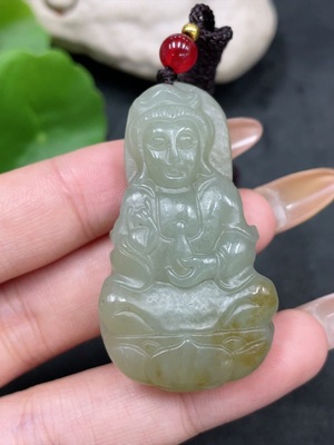 H32777725 Hetian Jade Pendant Guanyin Total Weight (including rope) 22.8g