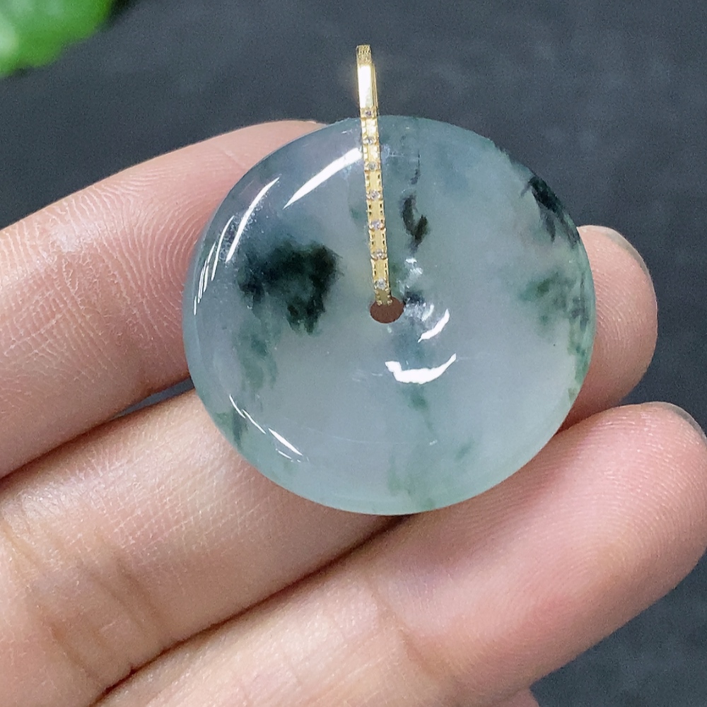 F34953298 Jadeite Pendant Peace Buckle with 18k Gold and Diamond Accents, Total Weight Approximately 7.82g