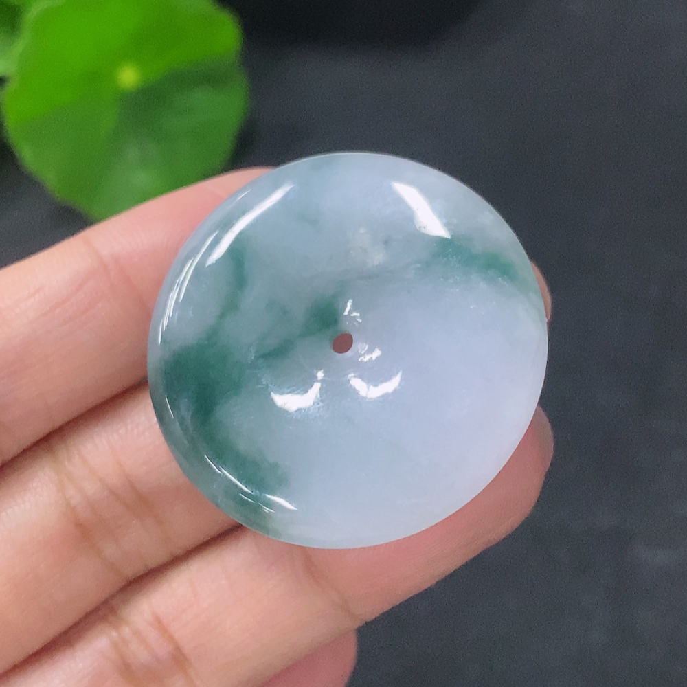 F29351210 Jadeite Pendant Safety Buckle Total Weight Approx. 14g