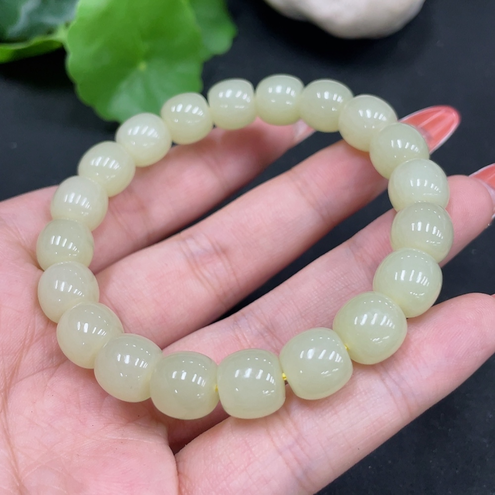 H34062830 Hetian Jade Bracelet Approx. 9.8mm Total Weight Approx. 32.6g