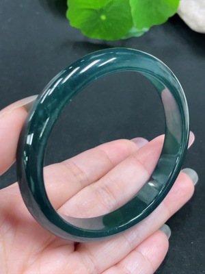 F29360014 Jadeite Round Bangle Size 58.8 Total Weight Approximately 42.3g