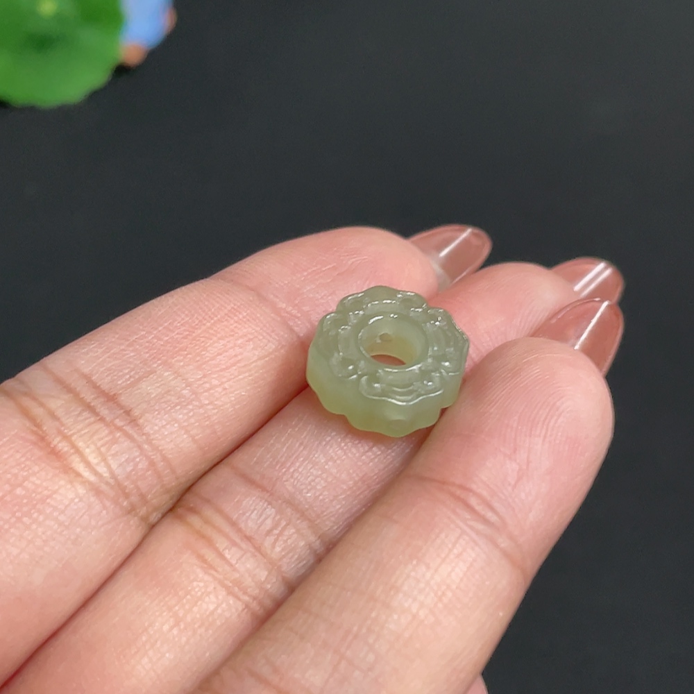 H35100217 Hetian Jade Pendant - Archaistic Ring, Total Weight: Approx. 1.8g