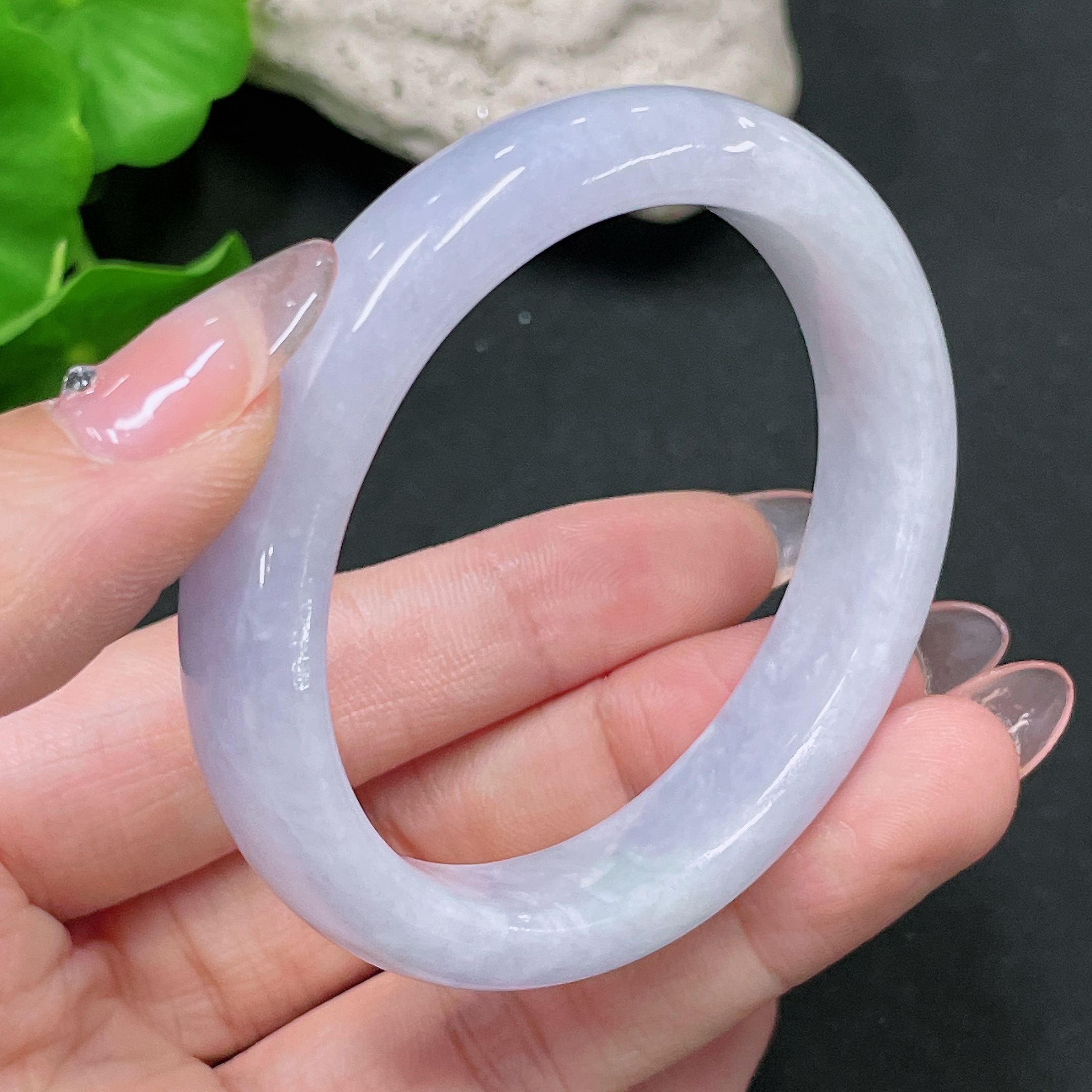 F34958444 Jadeite Imperial Concubine Bracelet Size 49.3/43.7 Total Weight Approx. 39.7g