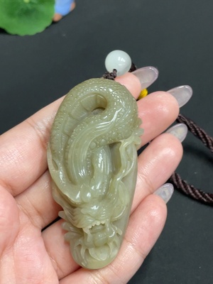 H33931748 Hetian Jade Handheld Carving - Dragon