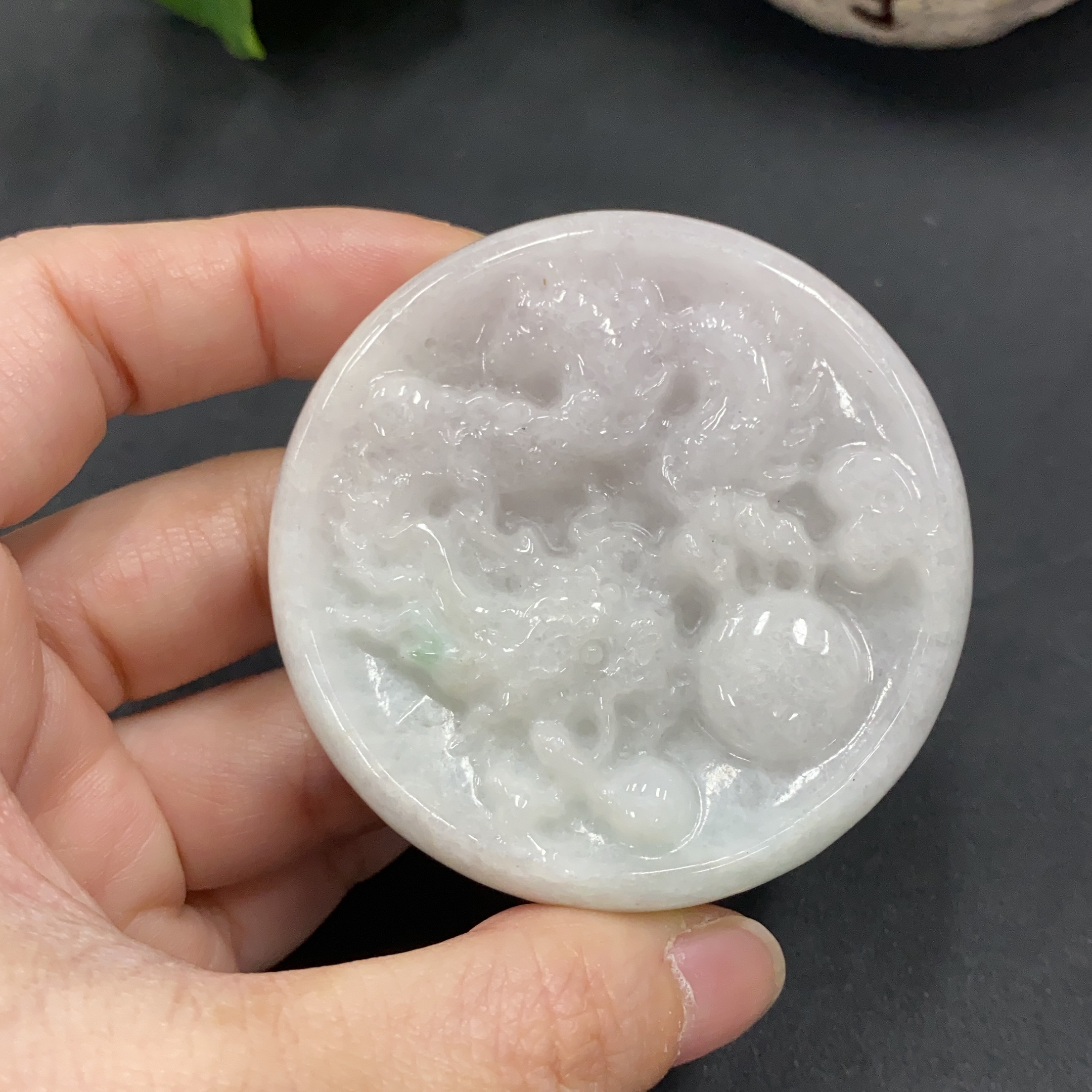 F07542117 Jadeite Pendant Dragon Plate