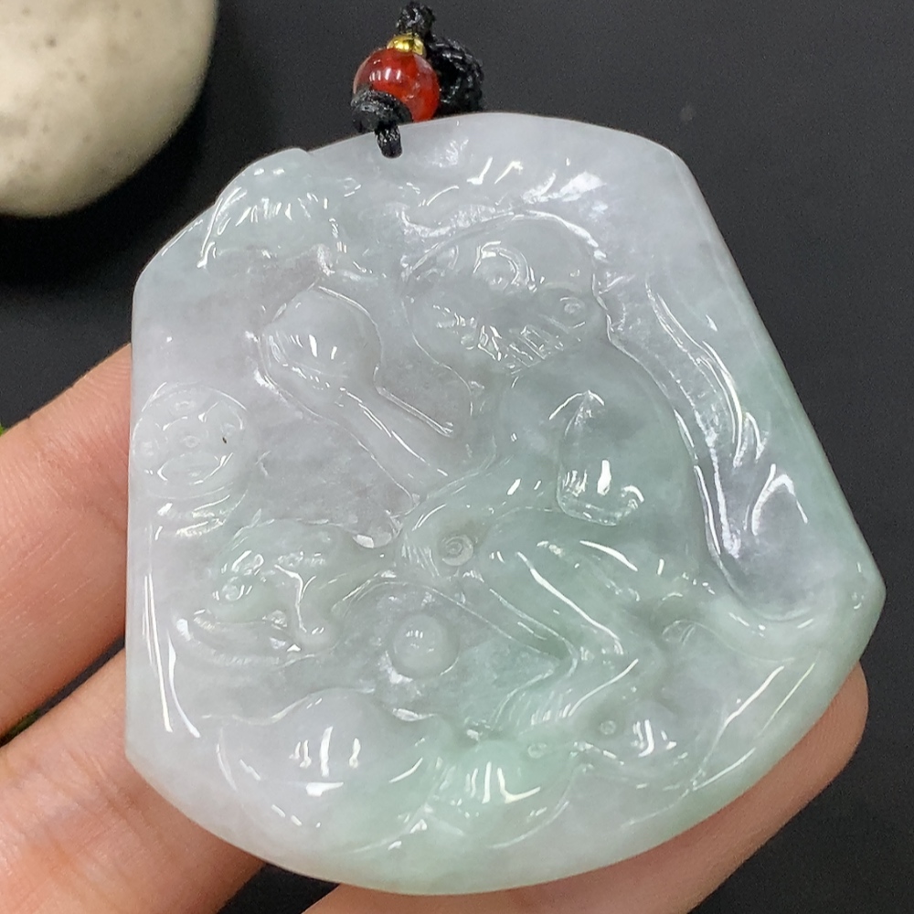 F29394196 JadeitePendant (Total Weight Without Rope: Approx. 30.35g)