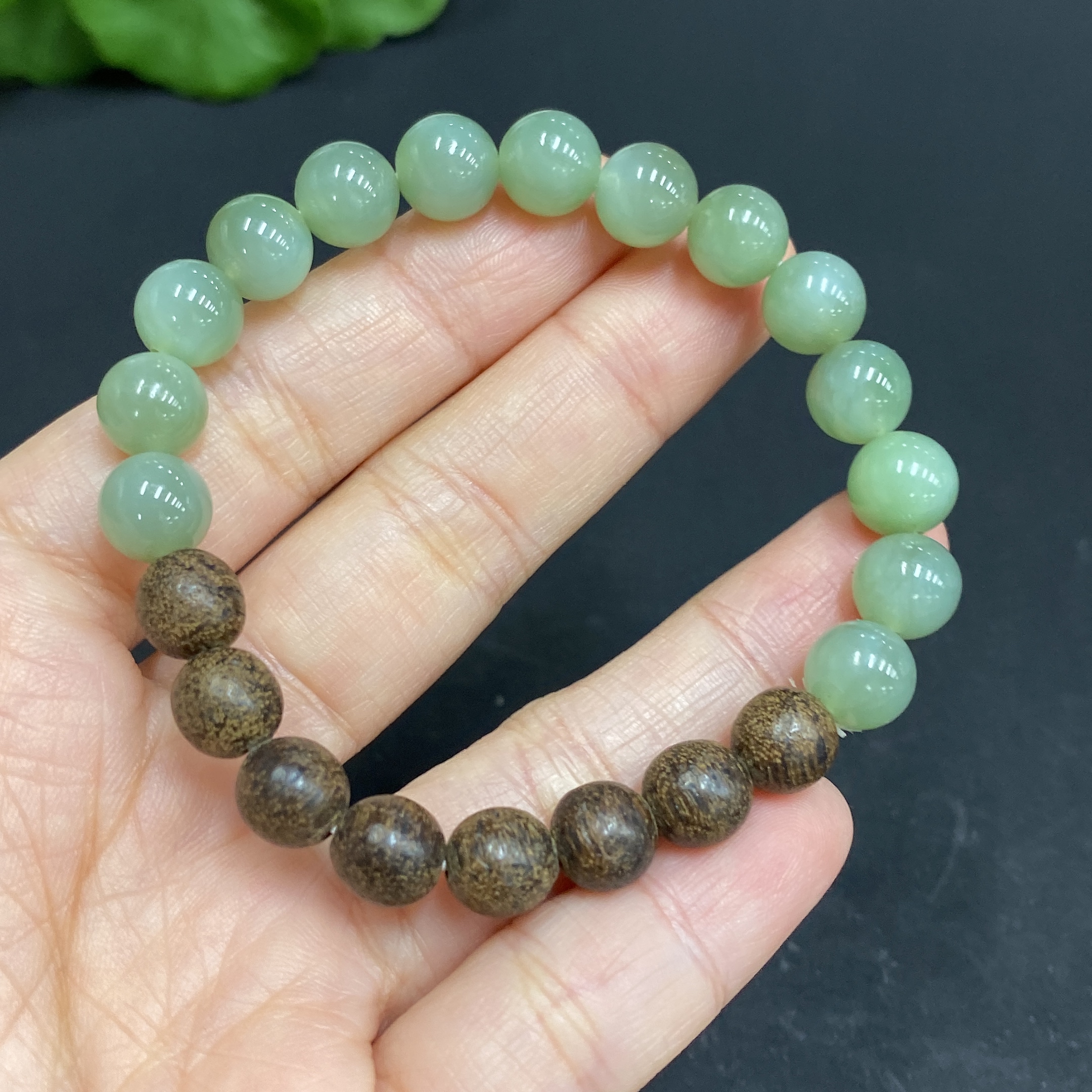 H33902933 Hetian Jade Bracelet, approx. 8mm beads, total weight approx. 13.3g, non-Hetian Jade accessory beads