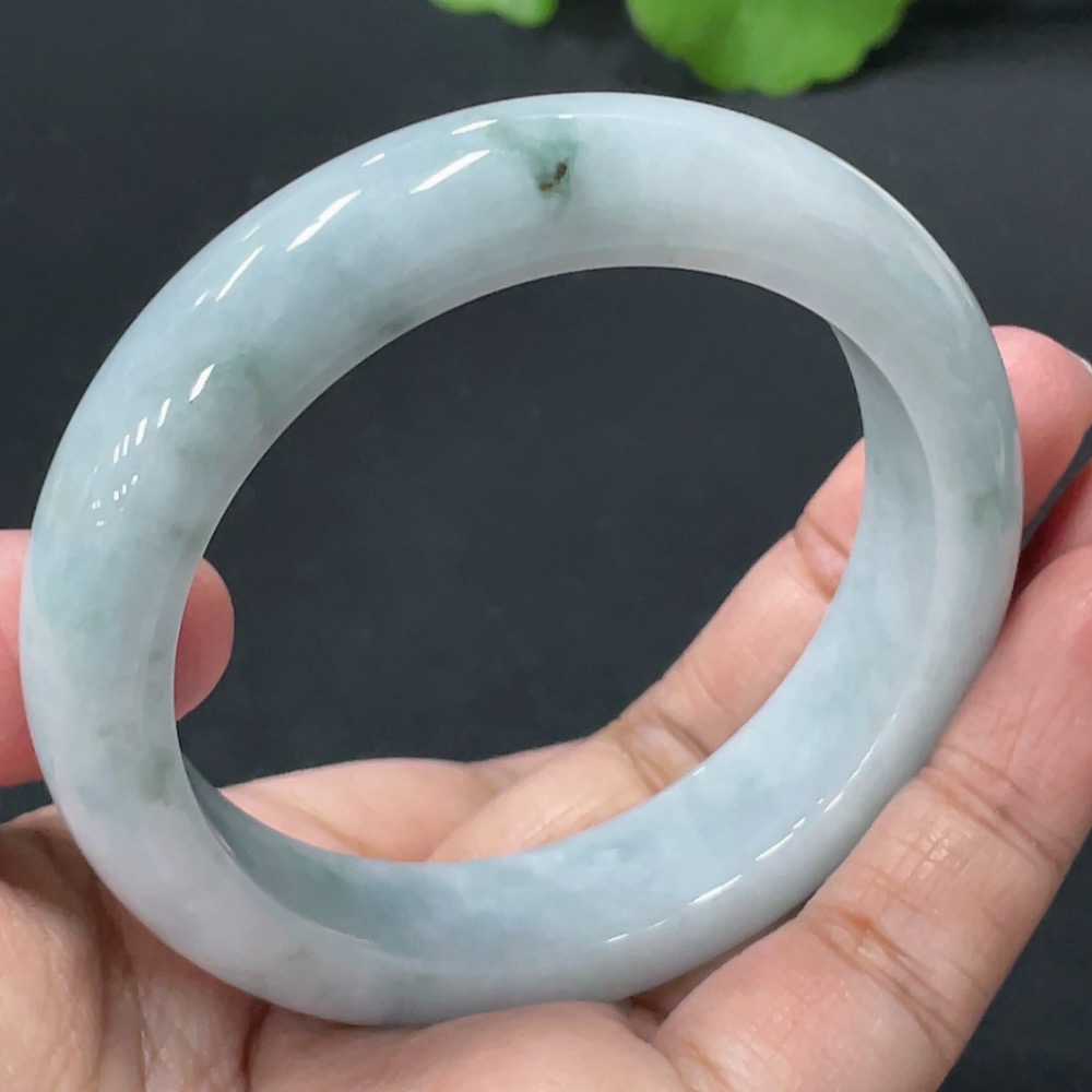 F29386960 Jadeite Circular Bracelet