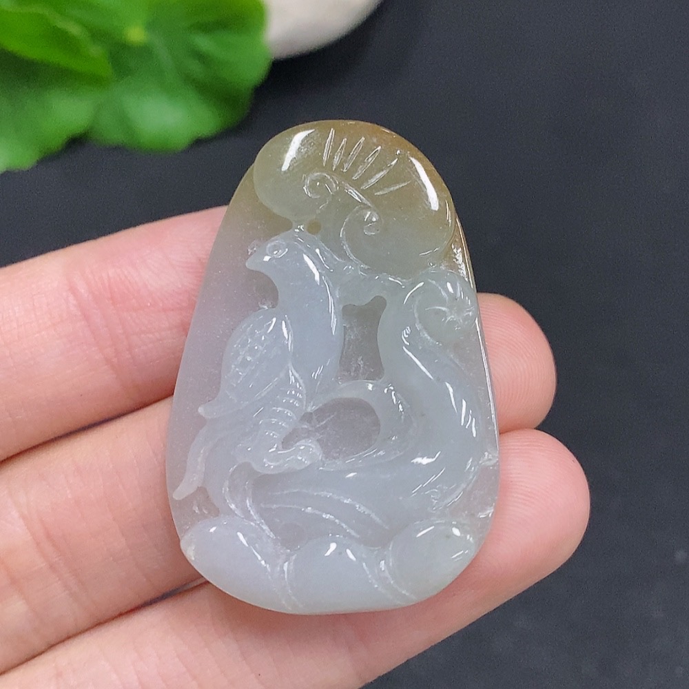 F33878284 Jadeite Parrot Pendant Total Weight Approx. 13.1g