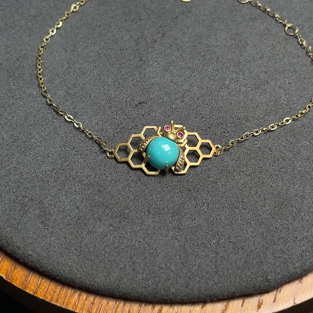 C32714397 18K Gold Turquoise Bracelet with Diamond Accents, Total Weight Approx. 1.90g
