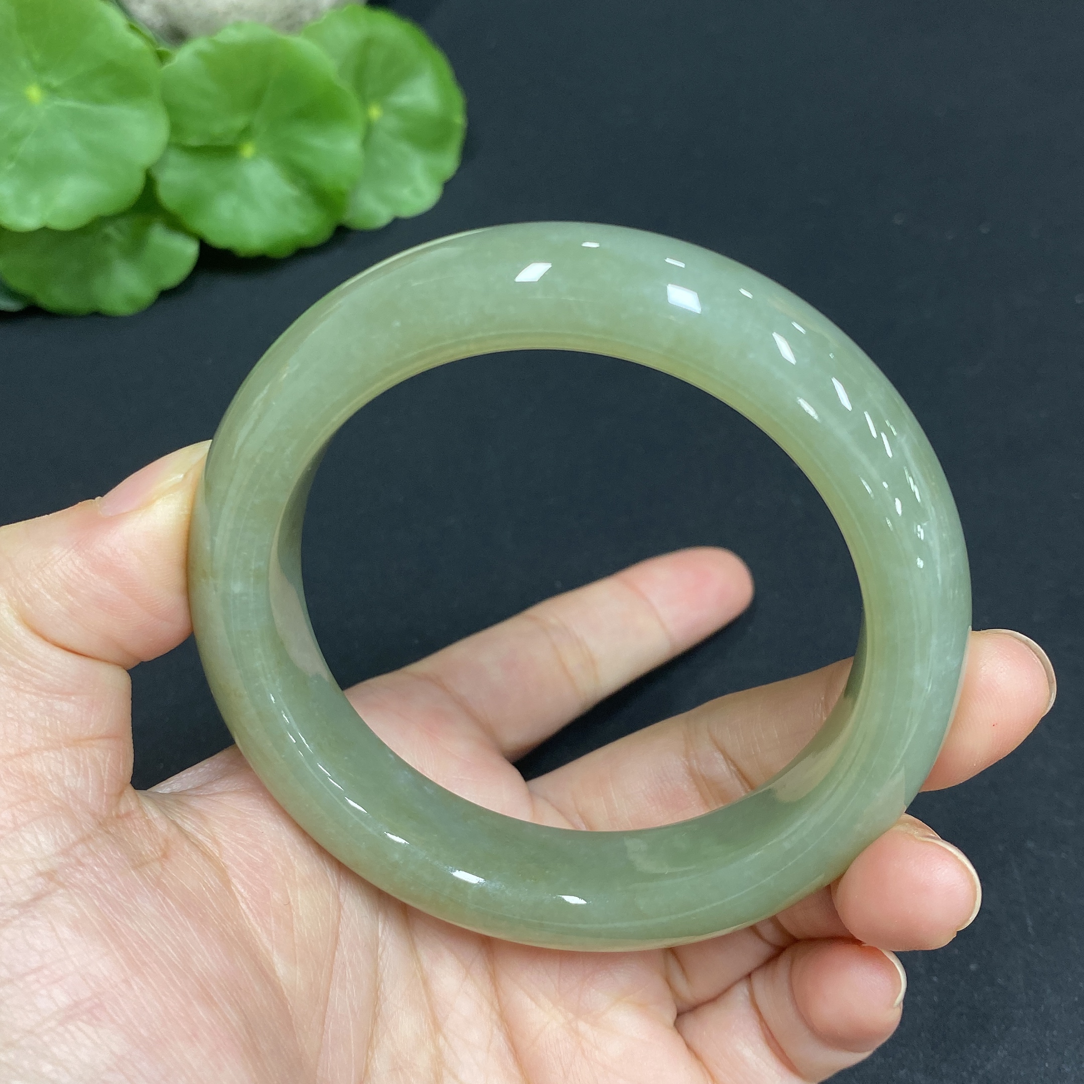 H34036049 Hetian Jade Round Bracelet Size 57 Total Weight Approx. 71.8g