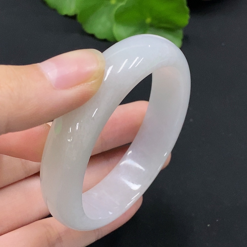 F33927049 Jadeite Concubine Bracelet Size 54.2/48.2 Total Weight Approx. 45.77g