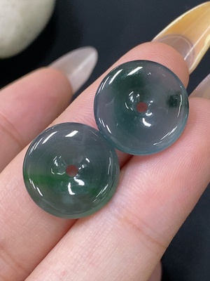 F29416929 Jadeite Pendant Sell as a Lot