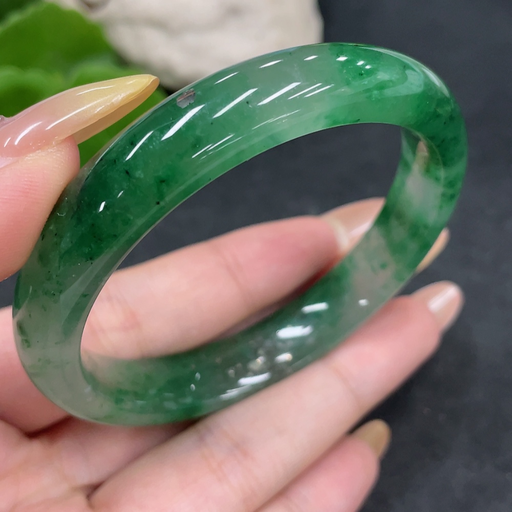 H32751918 African Emerald (Dulong Jade) Round Bracelet Size 55.2 Total Weight Approx. 36.1g
