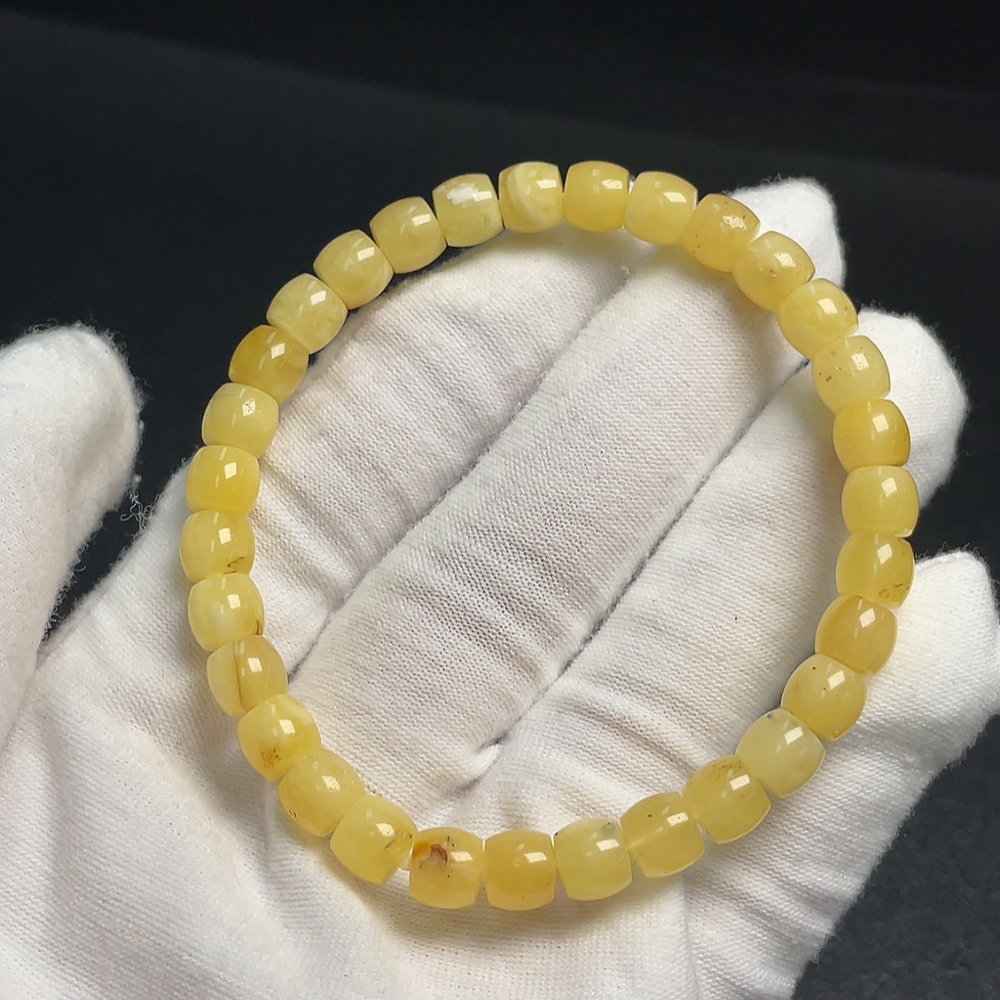 C34995227 Amber Beeswax Bracelet, Total Weight Approx. 5.53g, Size About 6.5mm