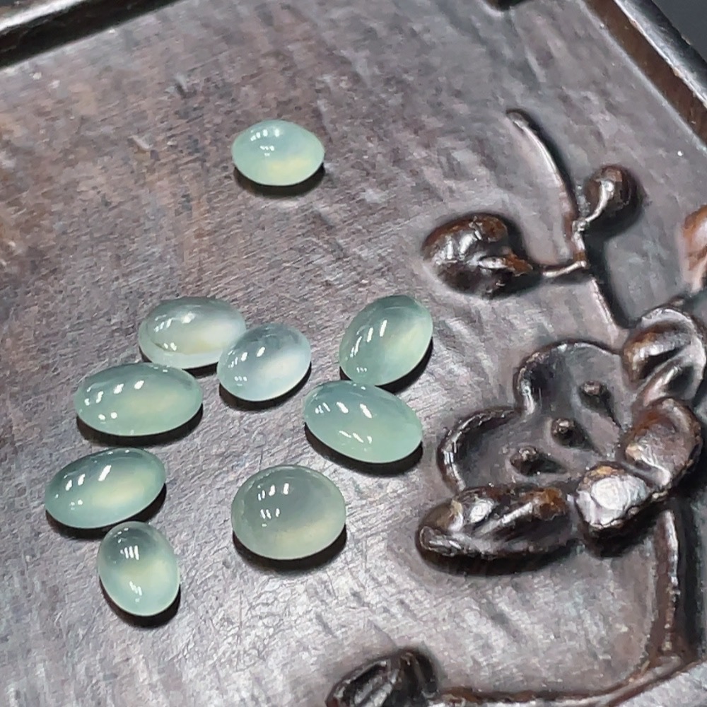 F29432860 Jadeite Cabochon