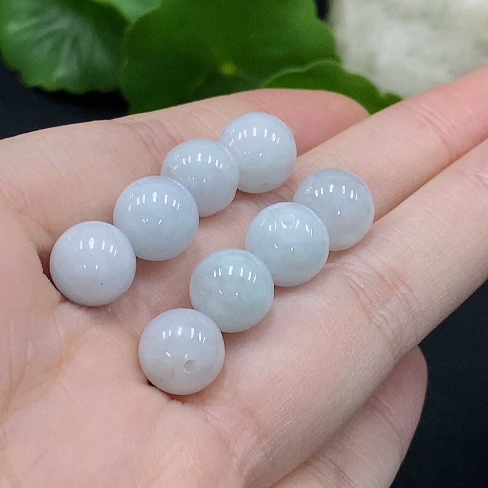 F35091388 Jadeite Beads Sell as a Lot 8pcs