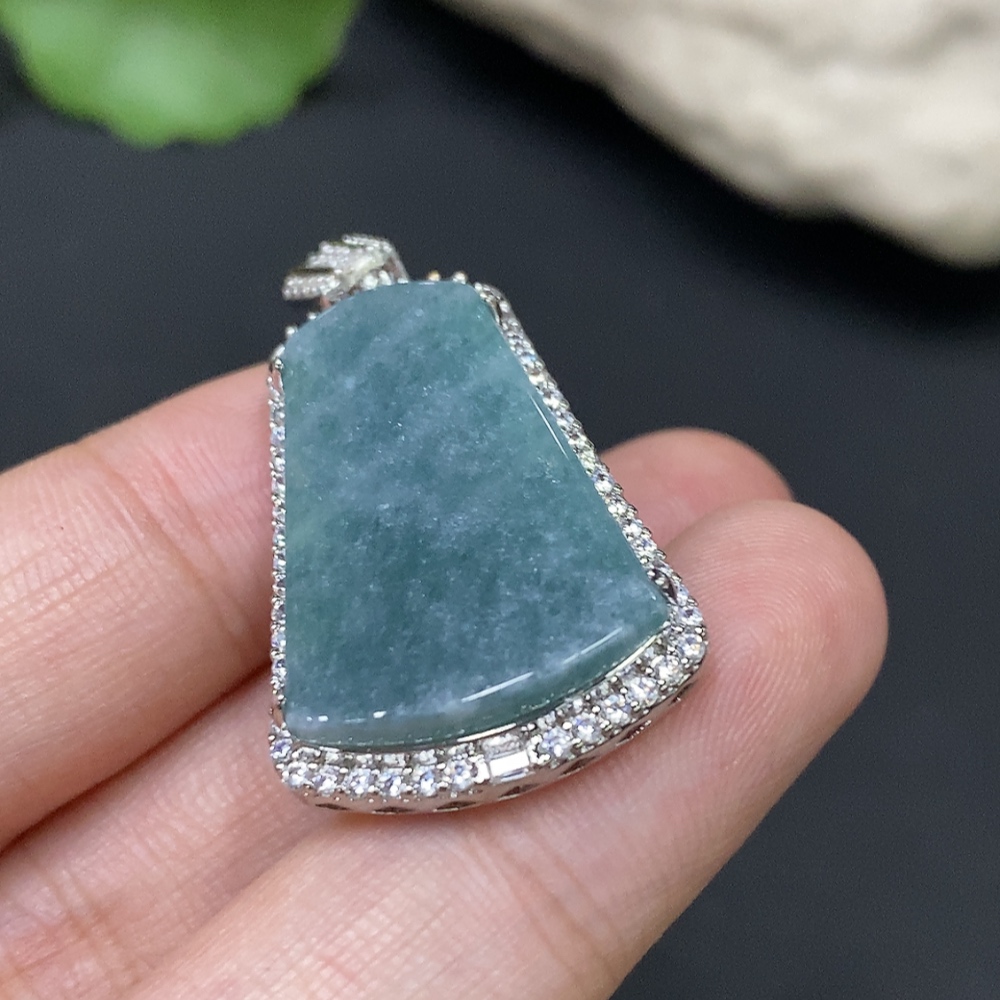 F27121881 Jadeite Inlay Piece Non-Gold Total Weight Approx. 5.14g