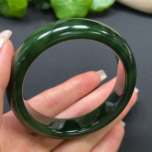 H41917375 和田玉正圈手镯 圈口56.4mm 总重约68.1g