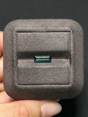 C43207783 碧玺裸石 货品总重约1.35克拉