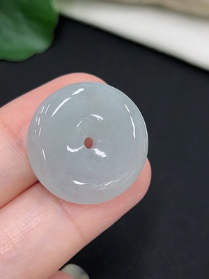 F41942488 翡翠平安扣 货品总重约5.44g