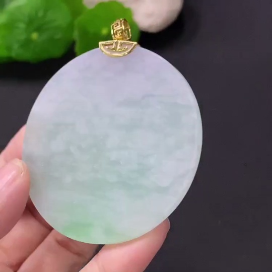 F24701568 Jadeite Plain Pendant 18k Total Approx. 28g