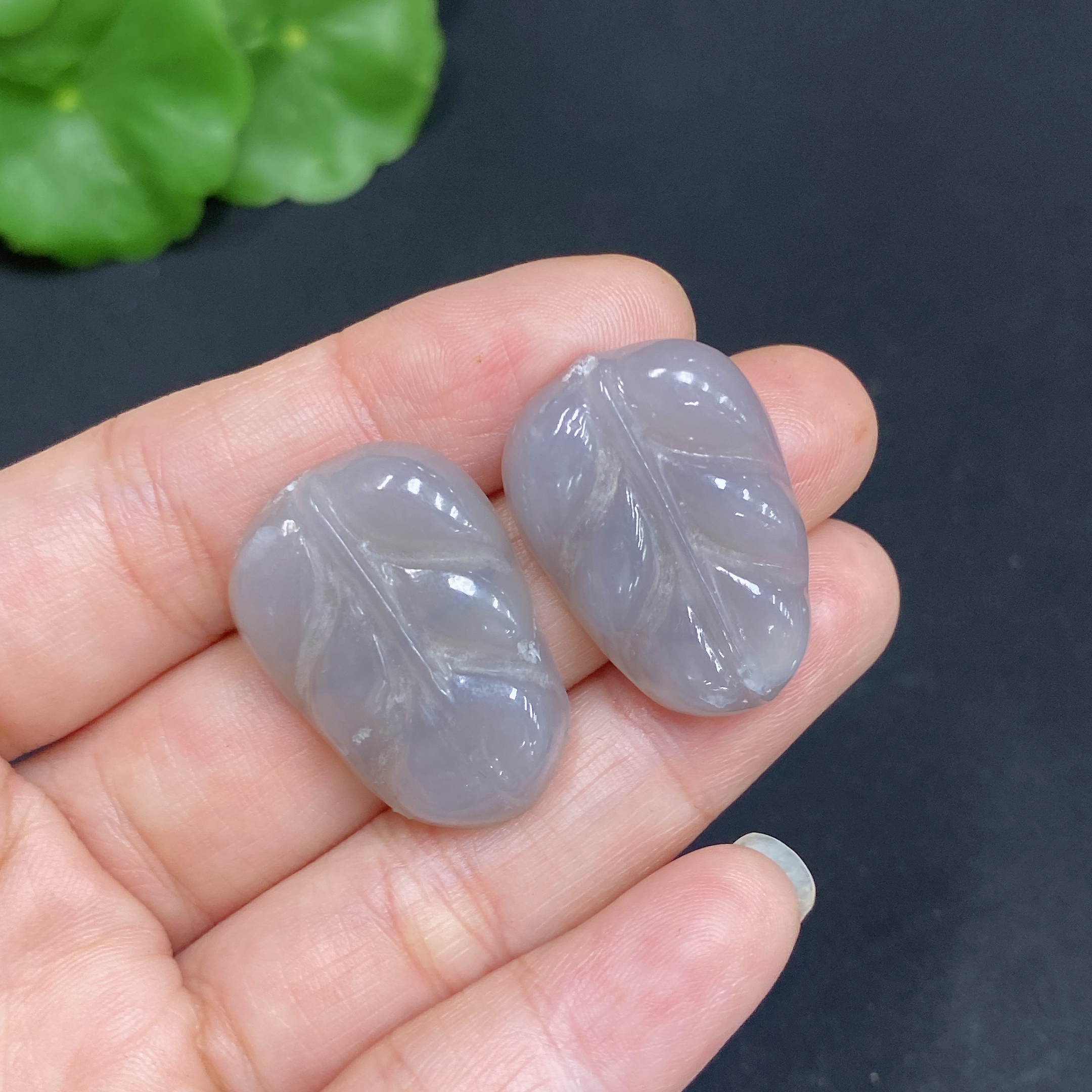 H34985634 Hetian Jade Pendant Leaf Total Weight Approx. 9.3g