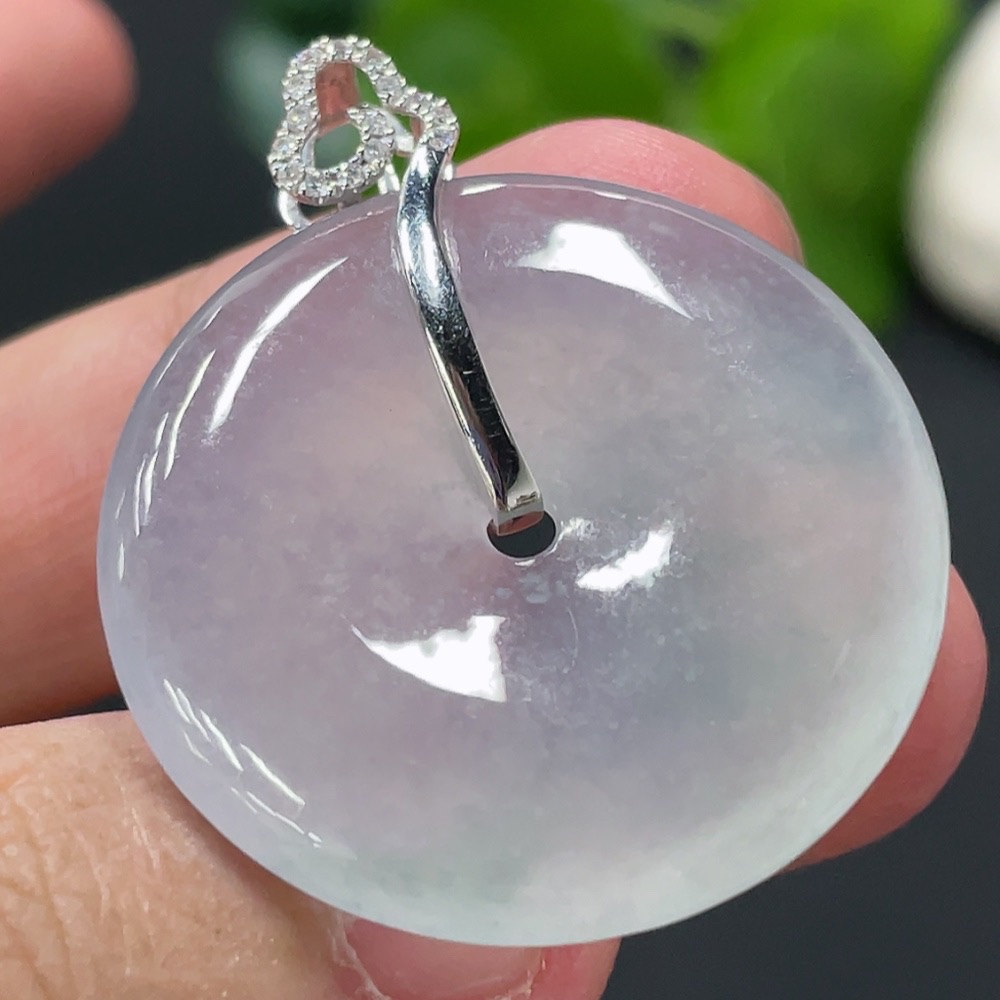 F30493047 Jadeite Peace Pendant with 18K Gold and Diamond Accents, Total Weight Approx. 10.1g