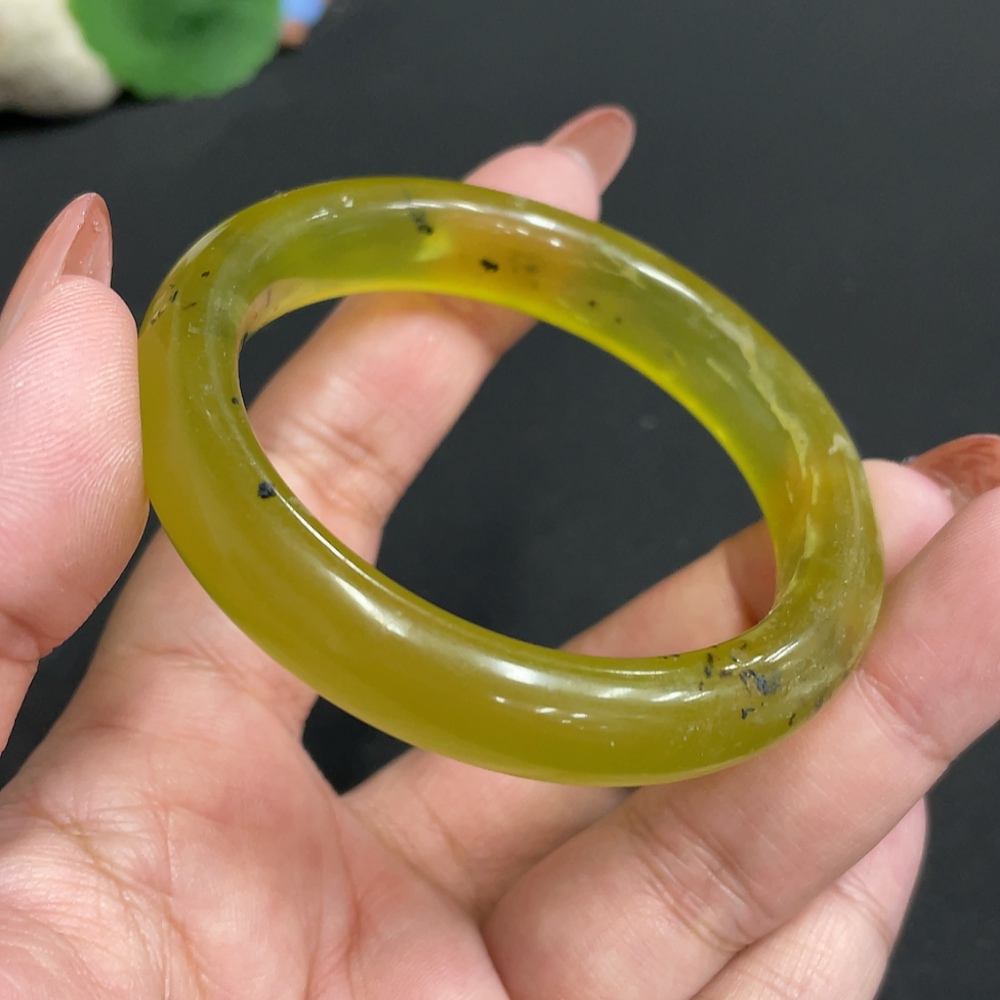 H34004269 Xiuyu (Serpentine Jade) Round Bracelet Size 51.6 Total Weight Approx. 36.1g
