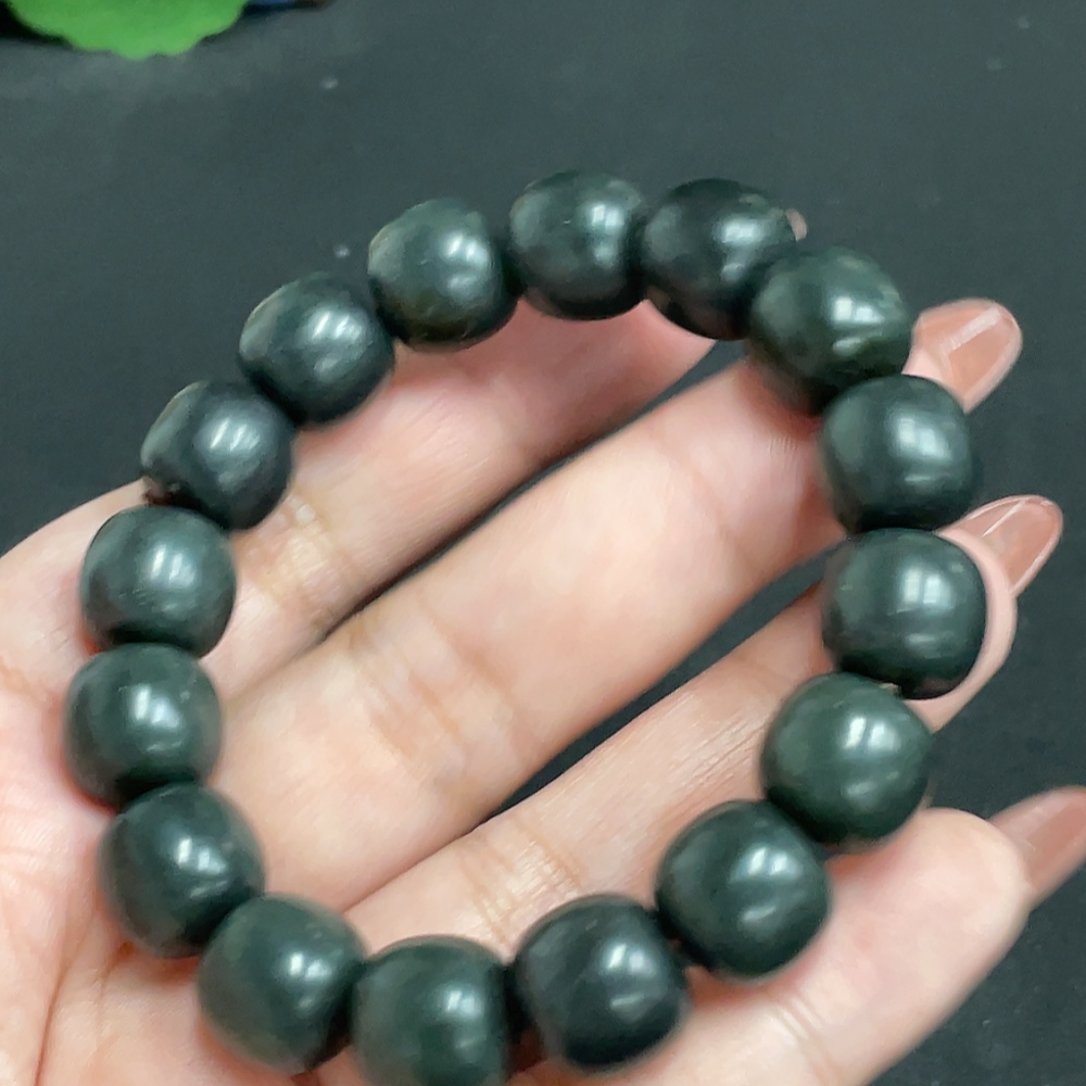 H34011037 Hetian Jade Bracelet Approx 11.7mm Total Weight Approx 47.1g