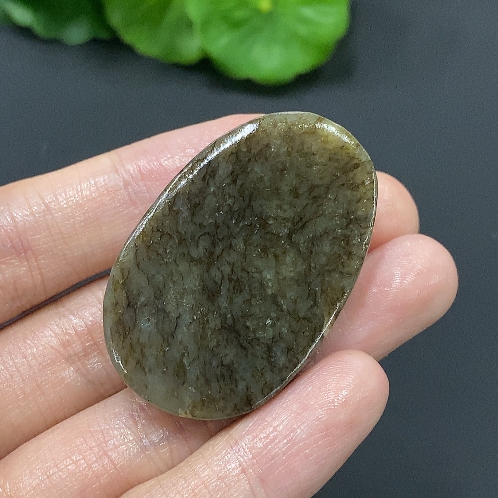 H09461162 Hetian Jade "A Moment of Thought" Pendant Total Weight 25.8g