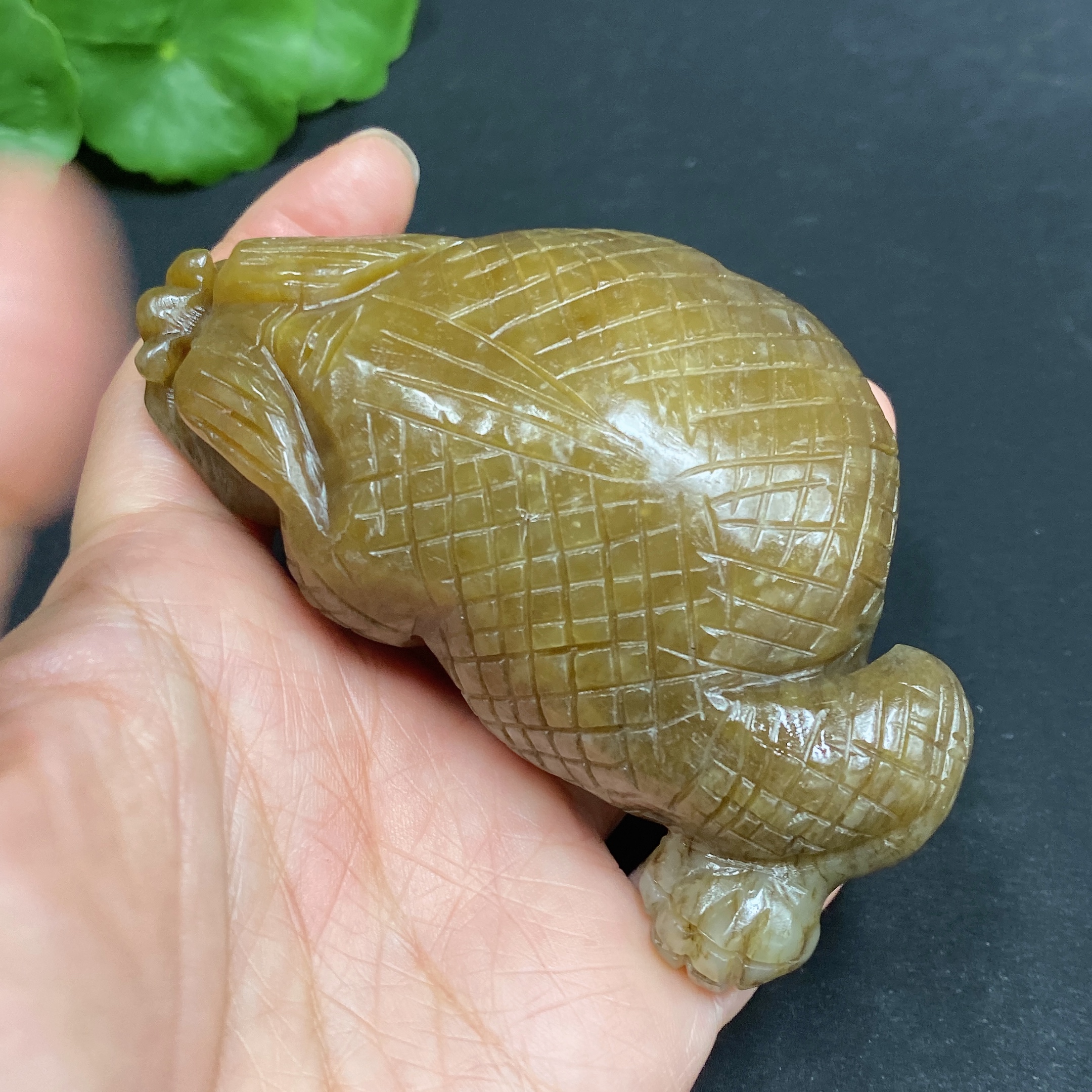 H30546006 Hetian Jade Ornament - Three-Legged Golden Toad