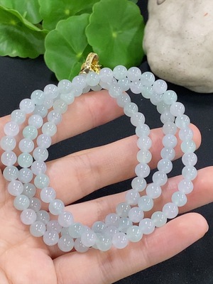 F45417575 翡翠珠链 卡5.5mm左右 含少量有色抛光粉 非金镶   货品总重约33.54g