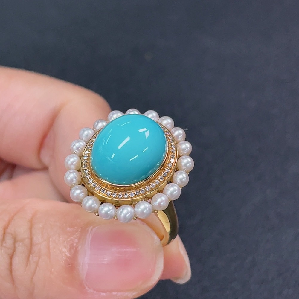 C34949612 Turquoise Ring with Diamond Accents, 18K Gold, Paired with Pearls, Total Weight Approx. 7.1g, Size 15.5