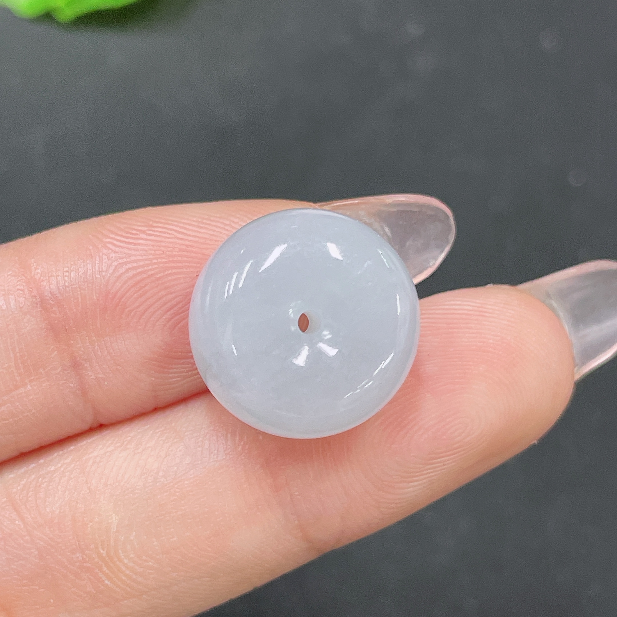 F34021817 Jadeite pendant Total weight approx. 4.37g