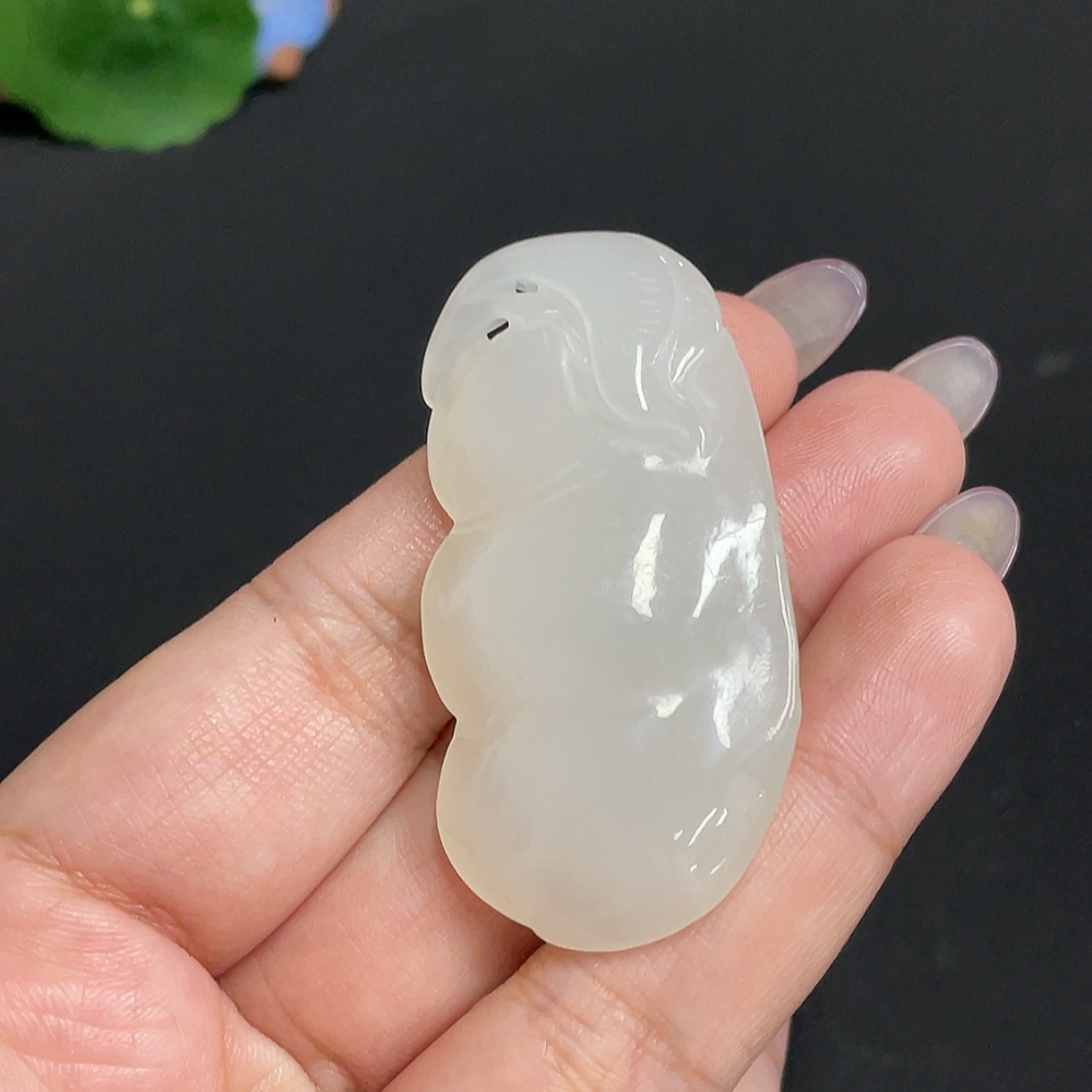 H33930568 Hetian Jade Pendant Fu Dou Total Weight About 25.8g