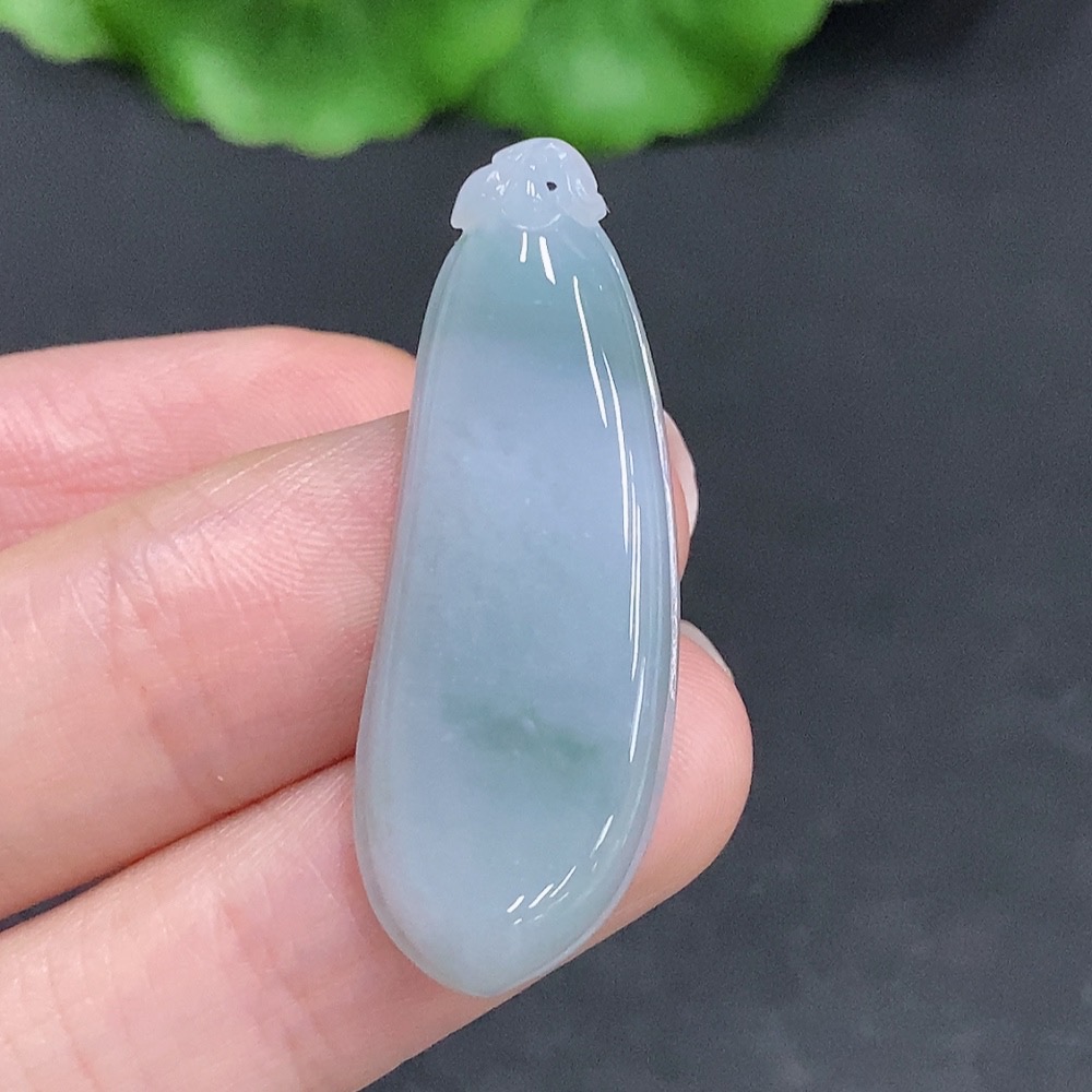 F34968567 Jadeite Fu Gua Pendant, Total Weight Approximately 4.4g