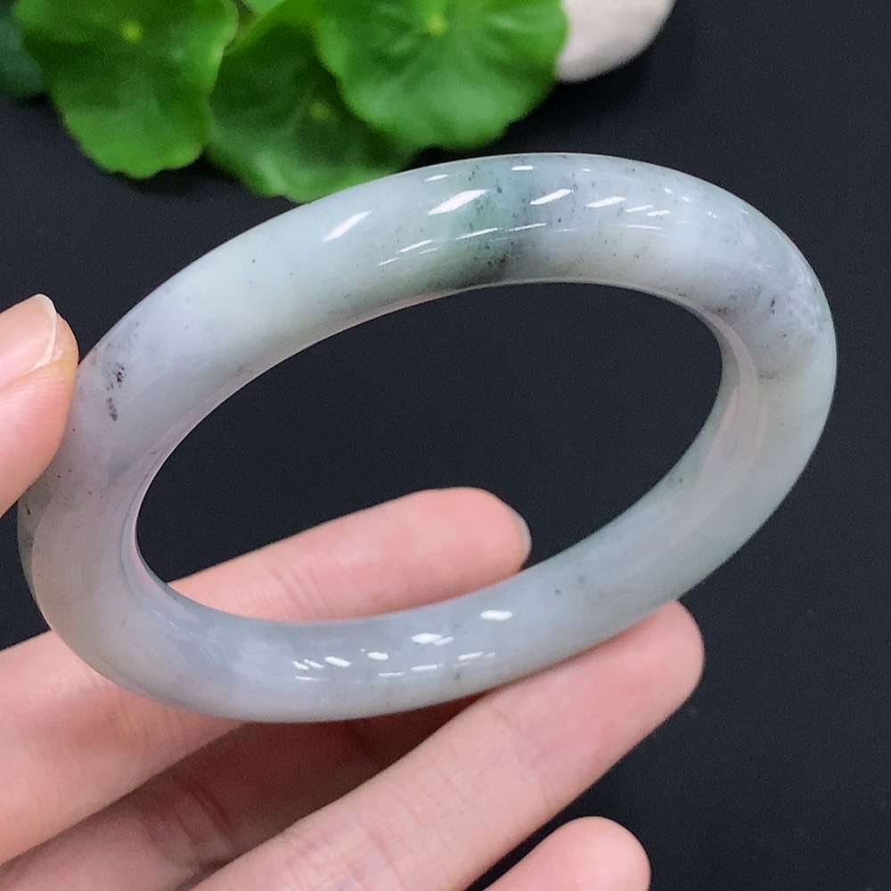 F30514025 JadeiteRound Bangle